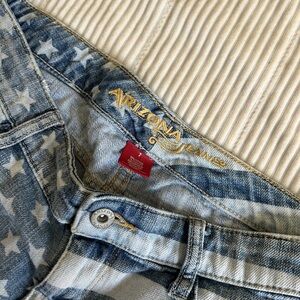 Arizona Jean Company Women's Blue Star Jeans